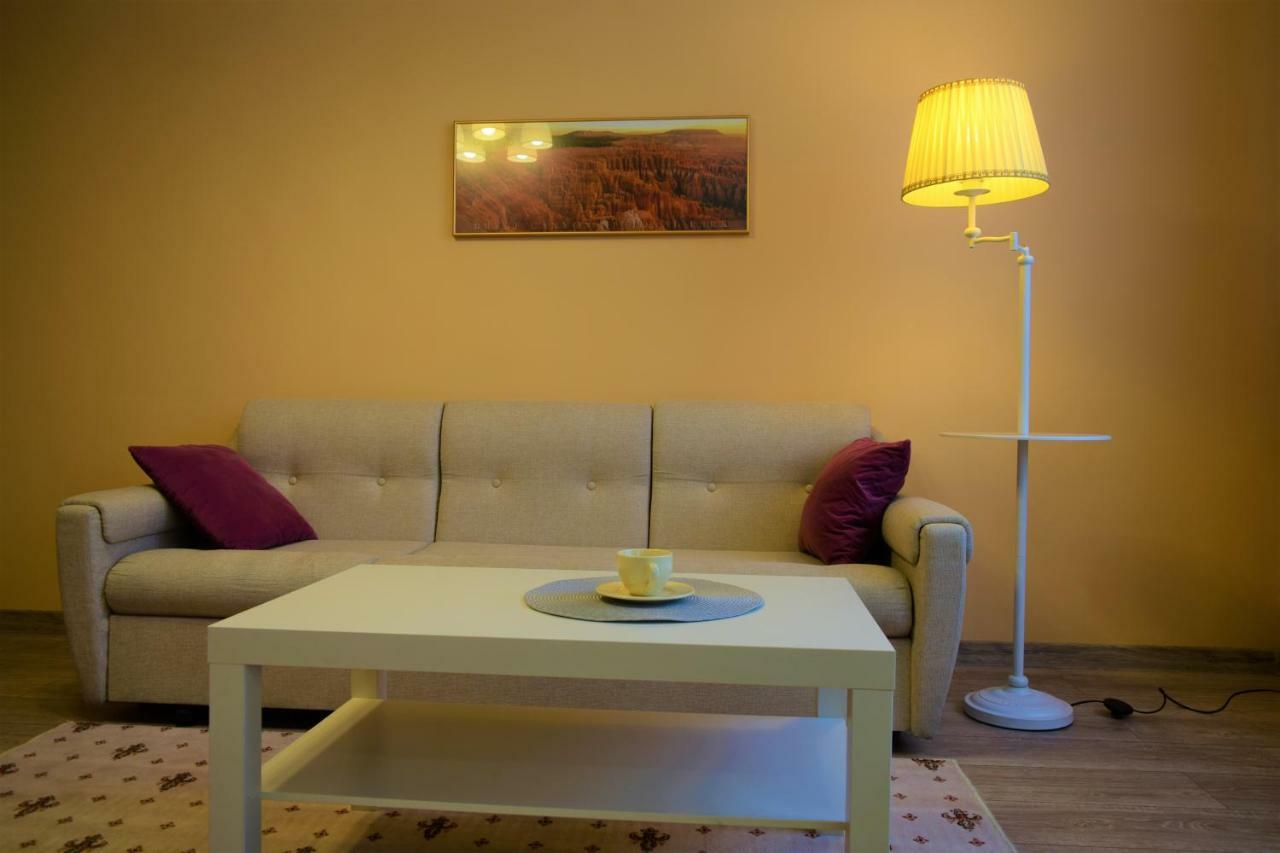 Comfortable One-bedroom * Kischinau